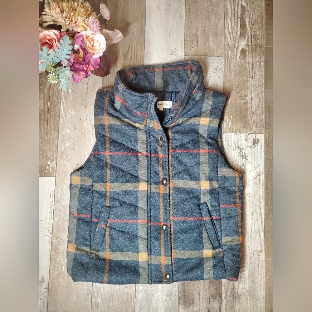 Vanilla Bay Women's Heavy Plaid Puffer Vest Size Large EUC